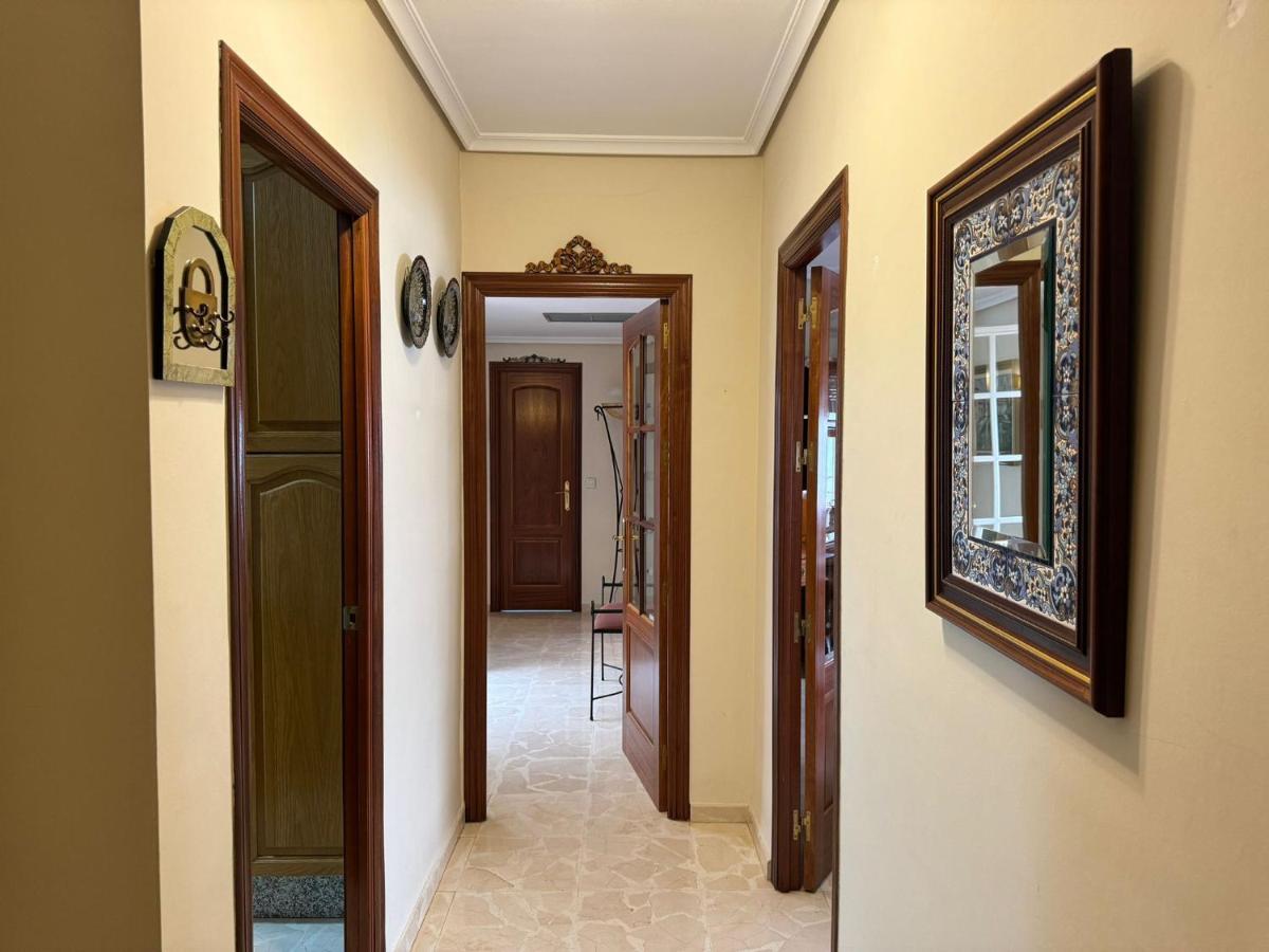 Apartamento Buen Pastor Con Parking Gratuito Cordova Esterno foto