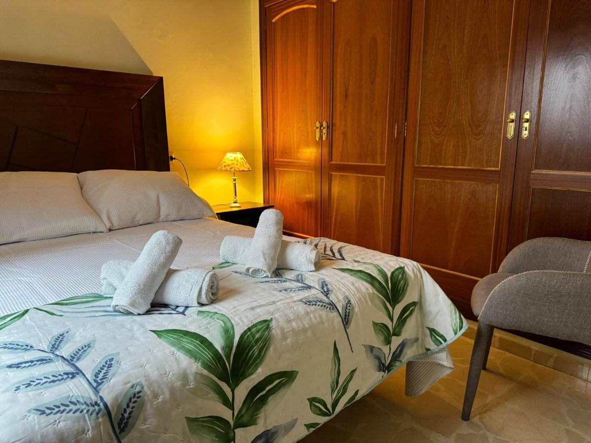 Apartamento Buen Pastor Con Parking Gratuito Cordova Esterno foto